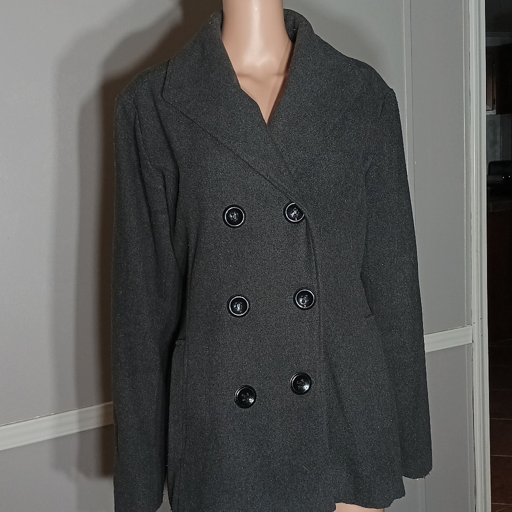 Size Extra Large Charcoal Jacket - image 2